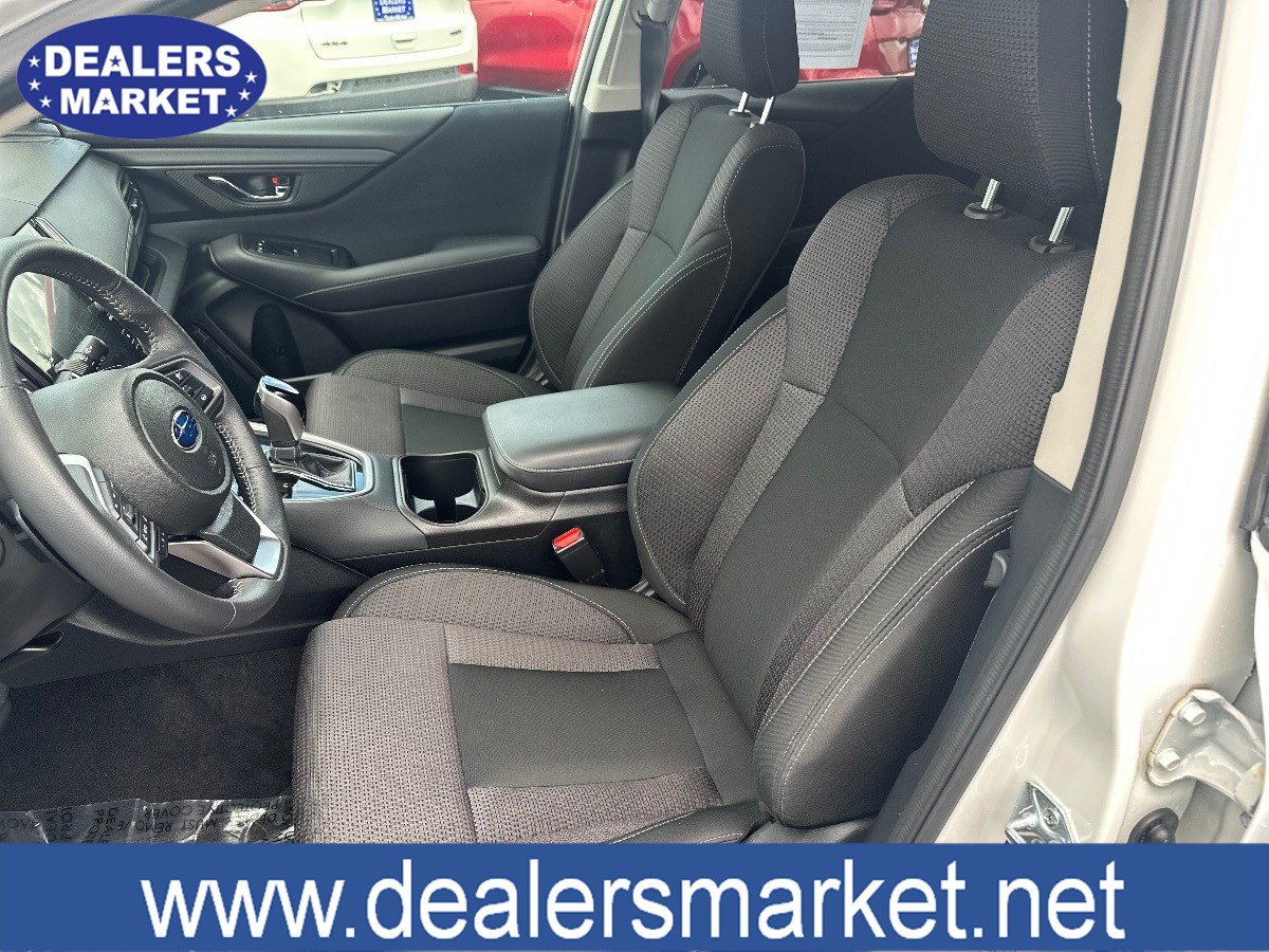 2024 Subaru Outback Premium photo 12