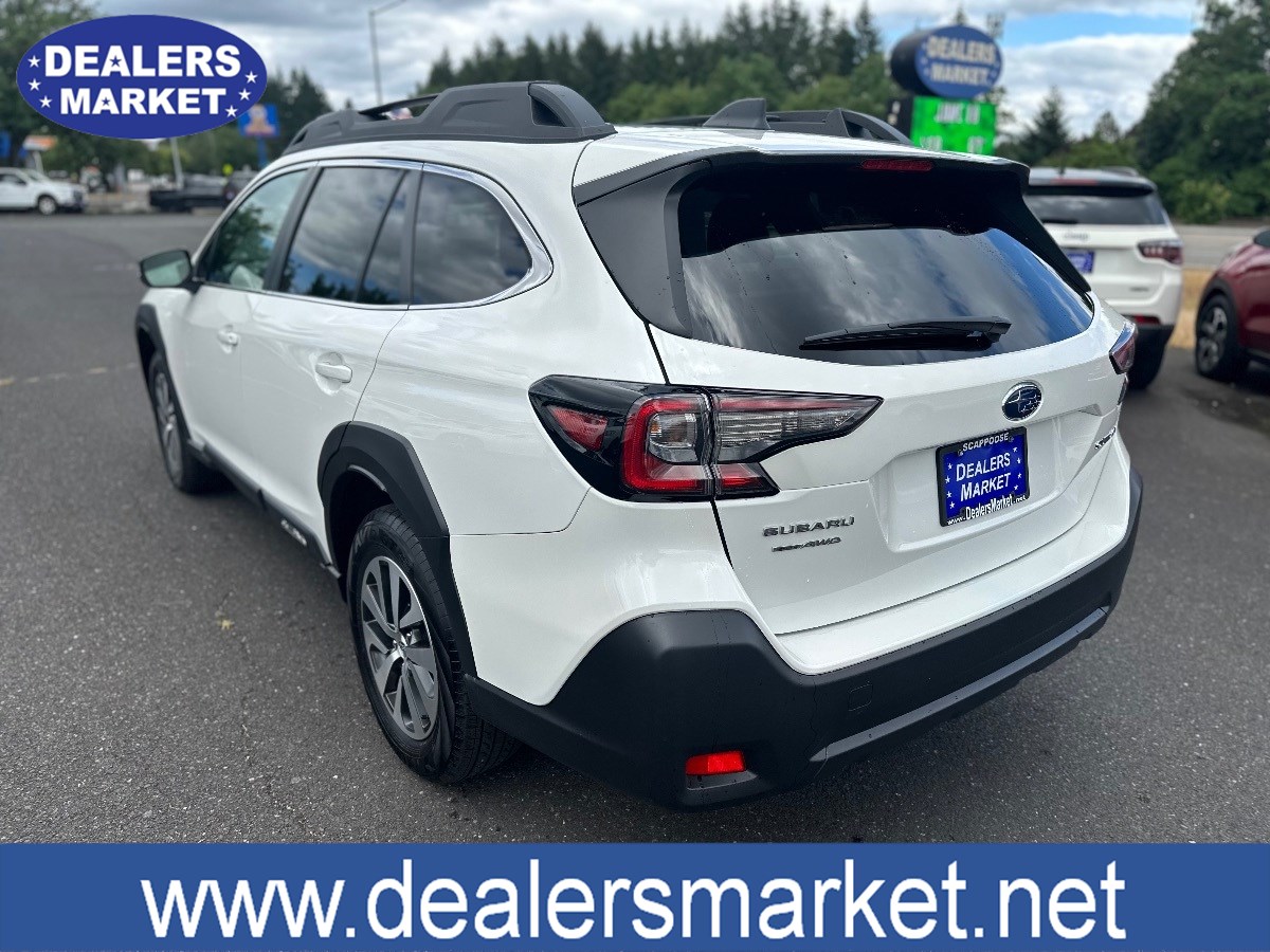 2024 Subaru Outback Premium photo 3