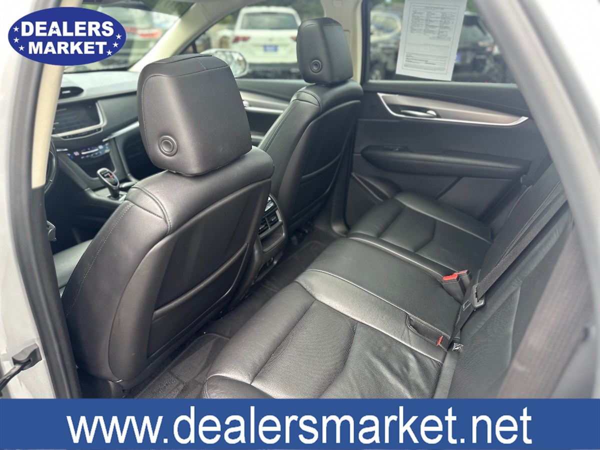 2019 Cadillac XT5 Premium Luxury photo 16