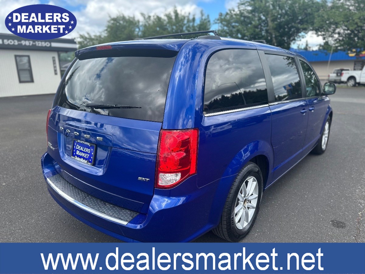 2020 Dodge Grand Caravan SXT photo 5