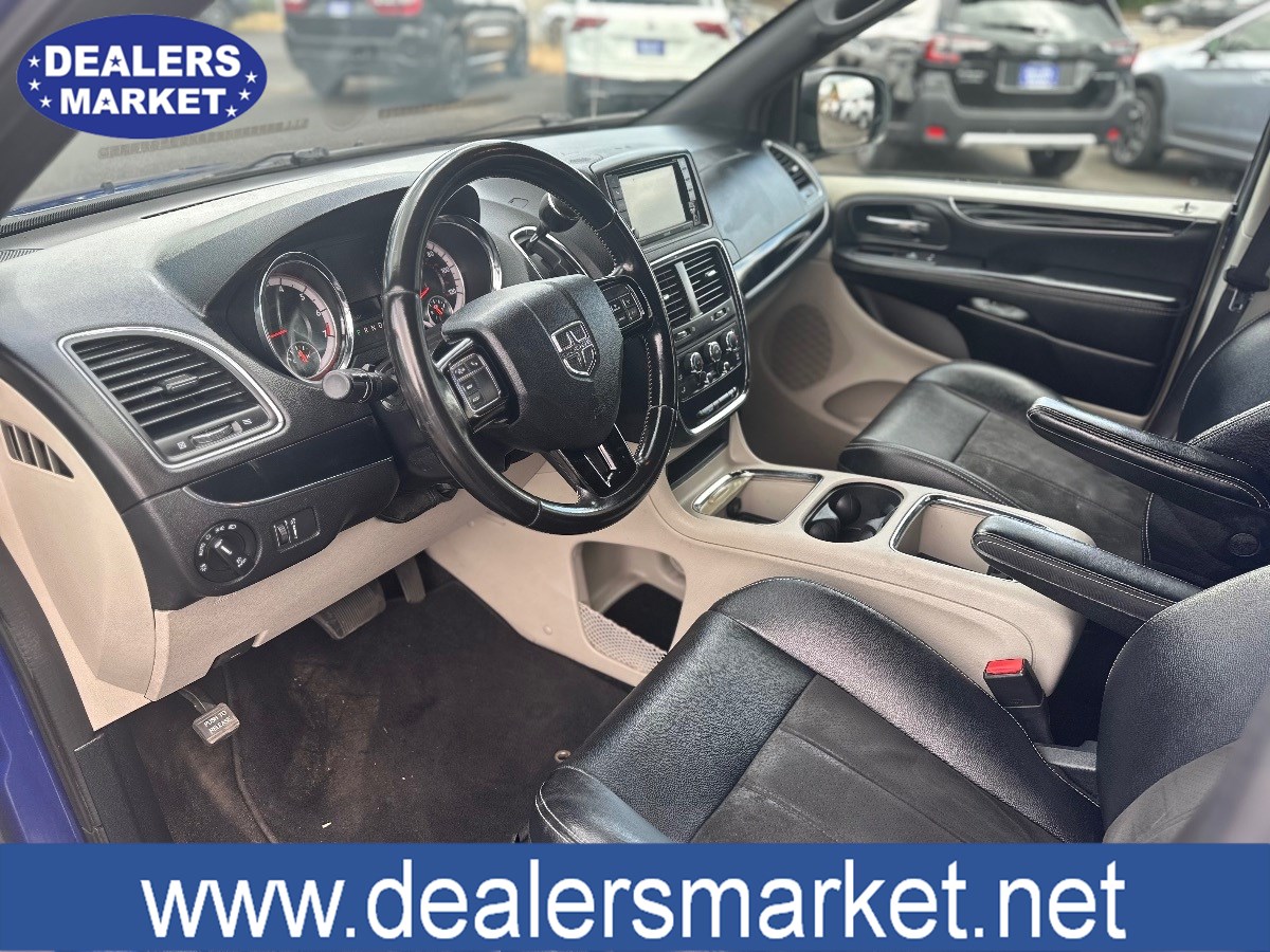 2020 Dodge Grand Caravan SXT photo 10