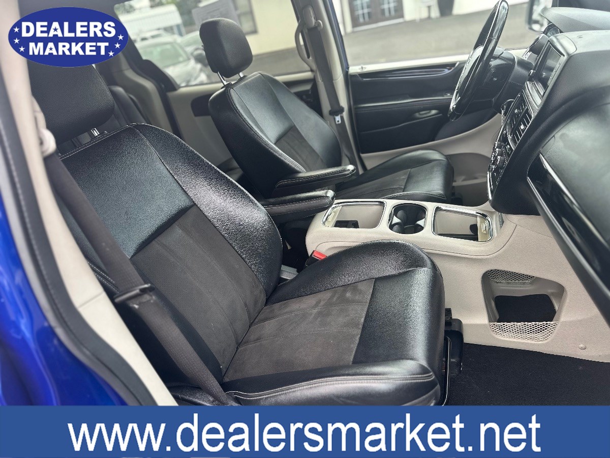 2020 Dodge Grand Caravan SXT photo 22