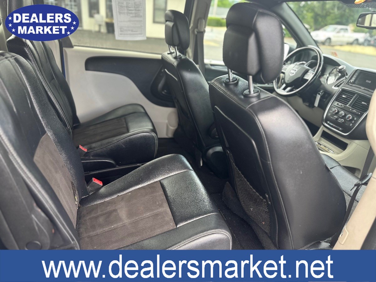 2020 Dodge Grand Caravan SXT photo 18