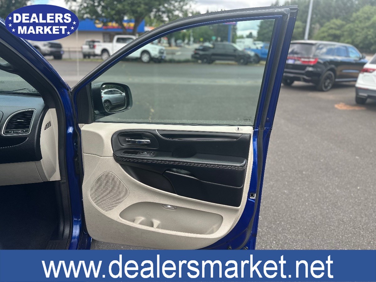2020 Dodge Grand Caravan SXT photo 20