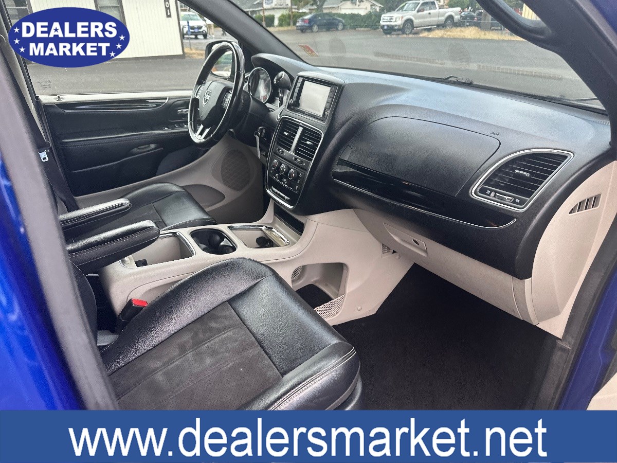 2020 Dodge Grand Caravan SXT photo 21