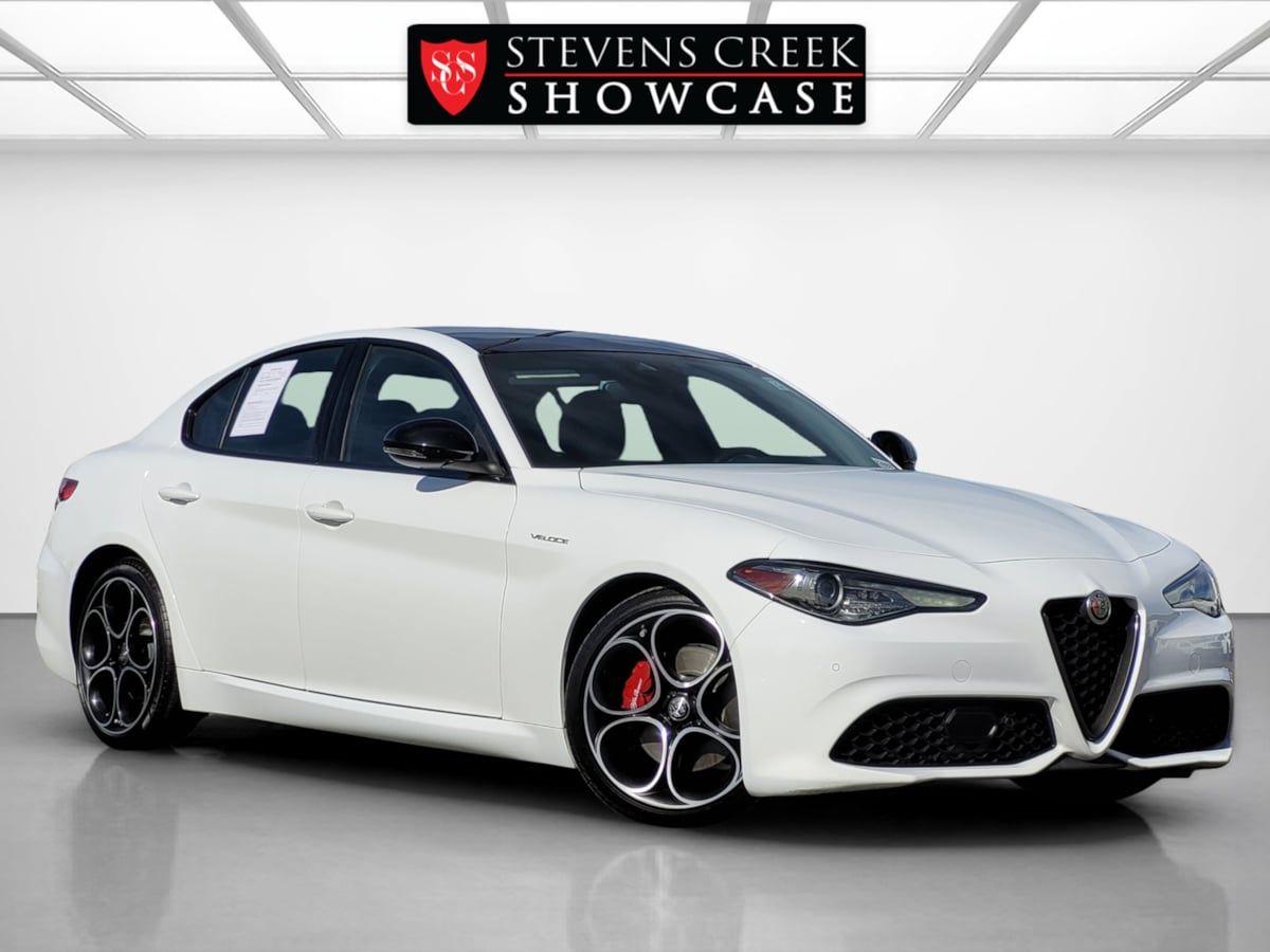 2022 Alfa Romeo Giulia Veloce