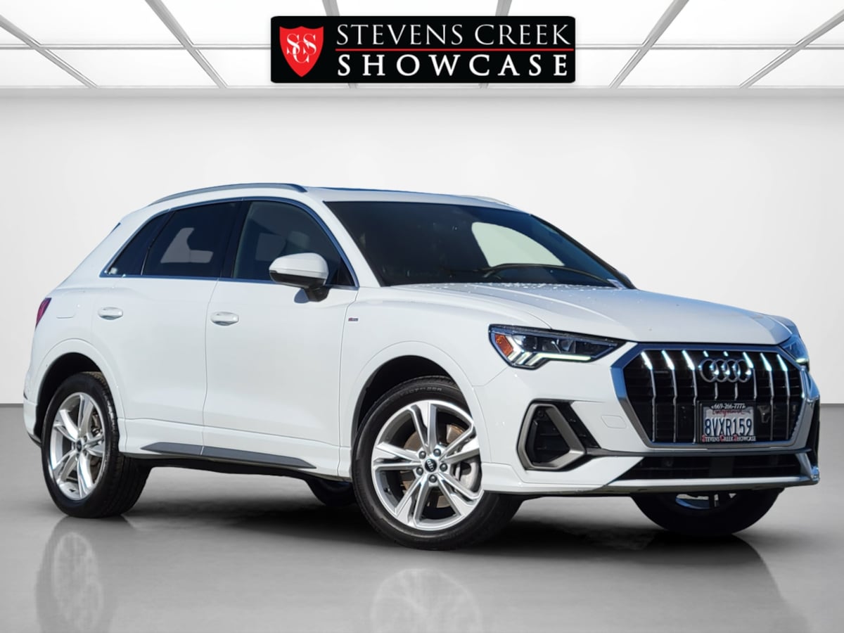 2021 Audi Q3 S line Premium Plus