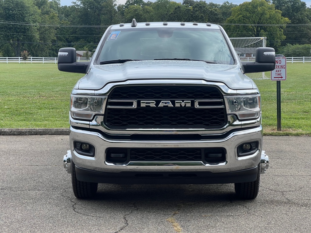 2024 Ram 3500 Big Horn photo 2