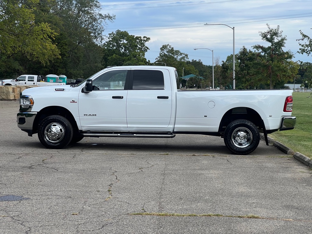 2024 Ram 3500 Big Horn photo 8