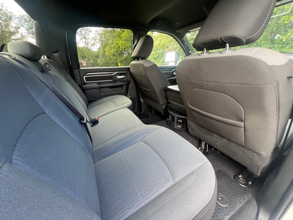 2024 Ram 3500 Big Horn photo 16