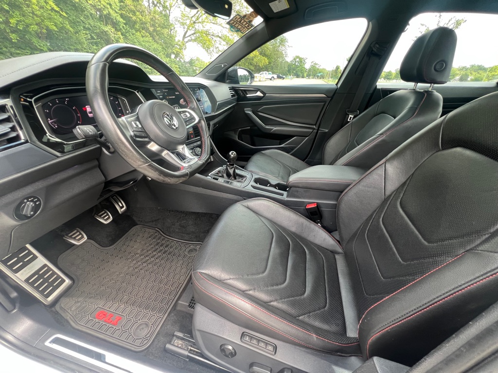 2019 Volkswagen Jetta GLI S photo 12