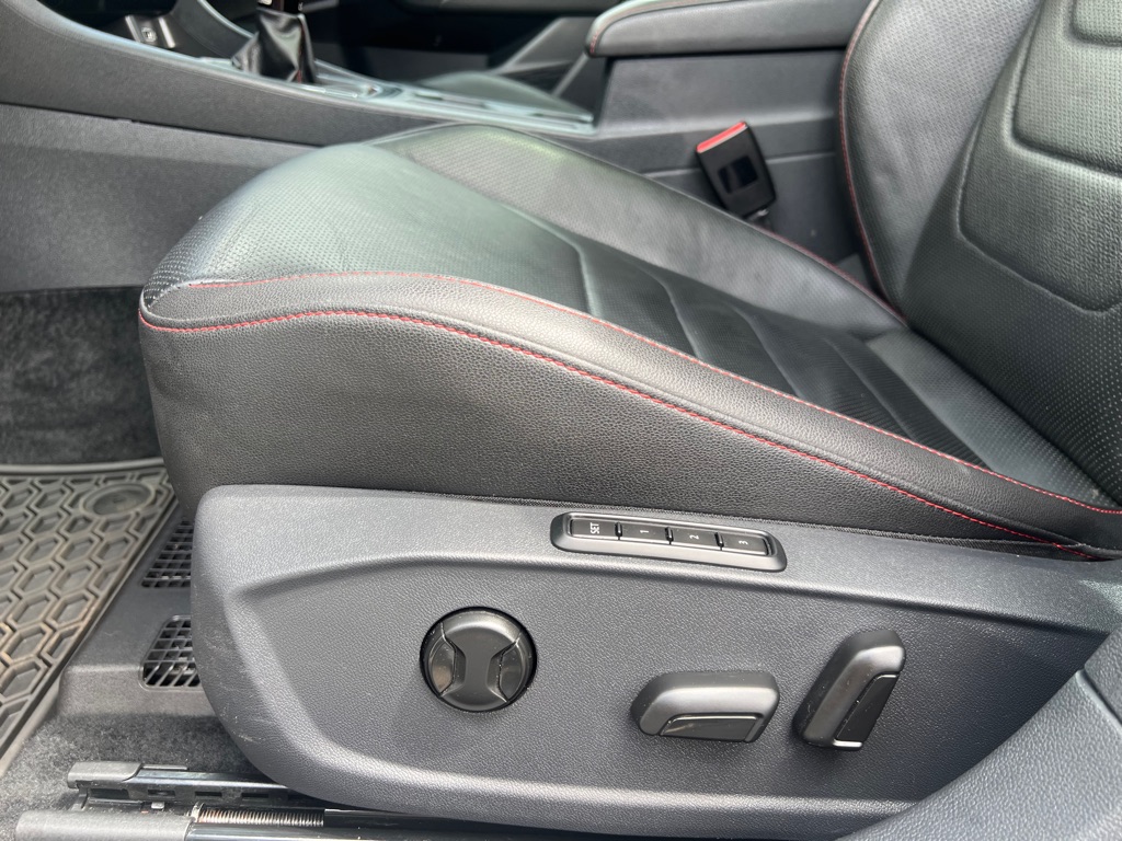 2019 Volkswagen Jetta GLI S photo 13