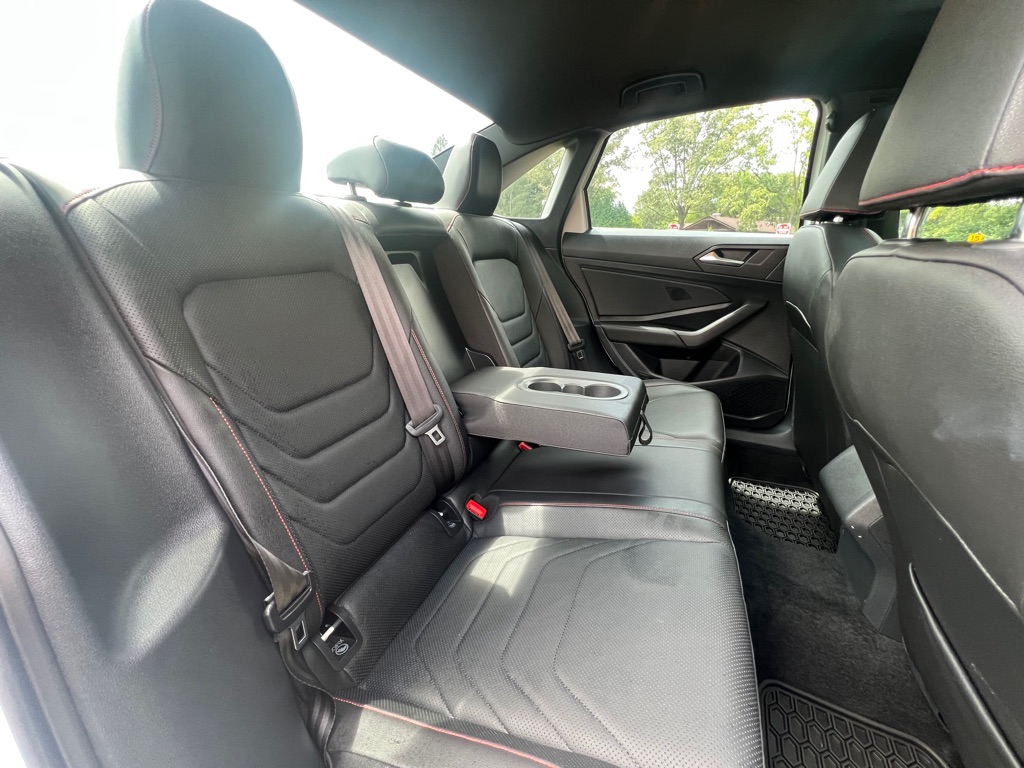 2019 Volkswagen Jetta GLI S photo 17