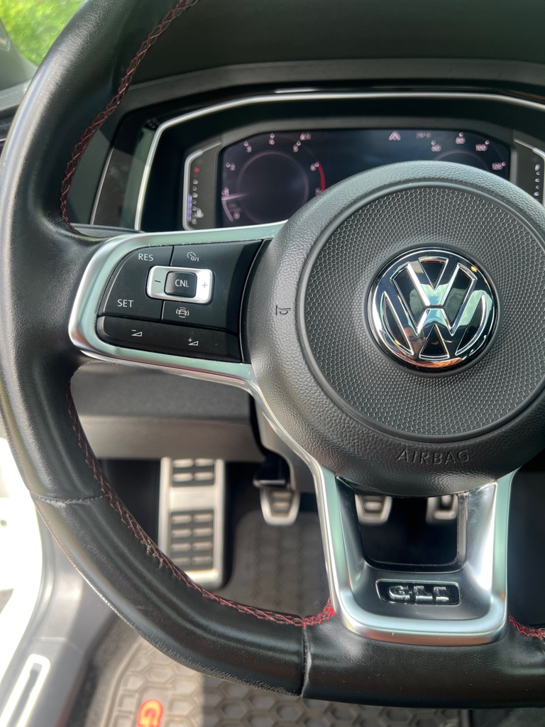 2019 Volkswagen Jetta GLI S photo 21