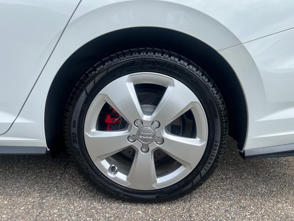 2019 Volkswagen Jetta GLI S photo 32