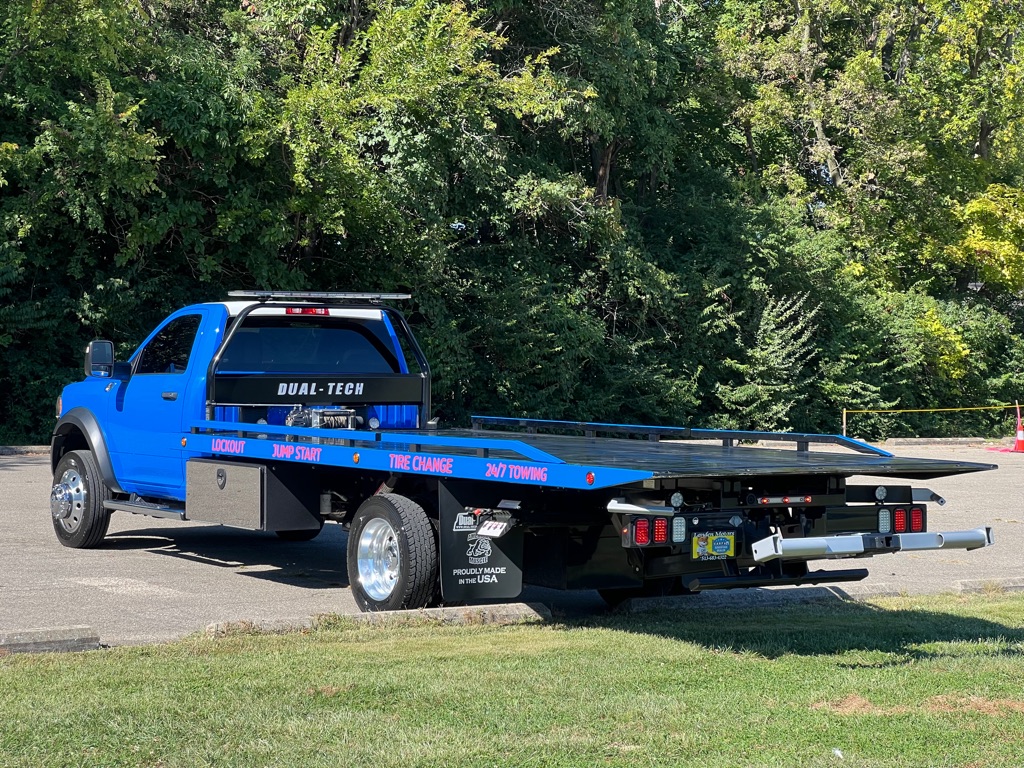 2023 Ram 5500 SLT photo 8