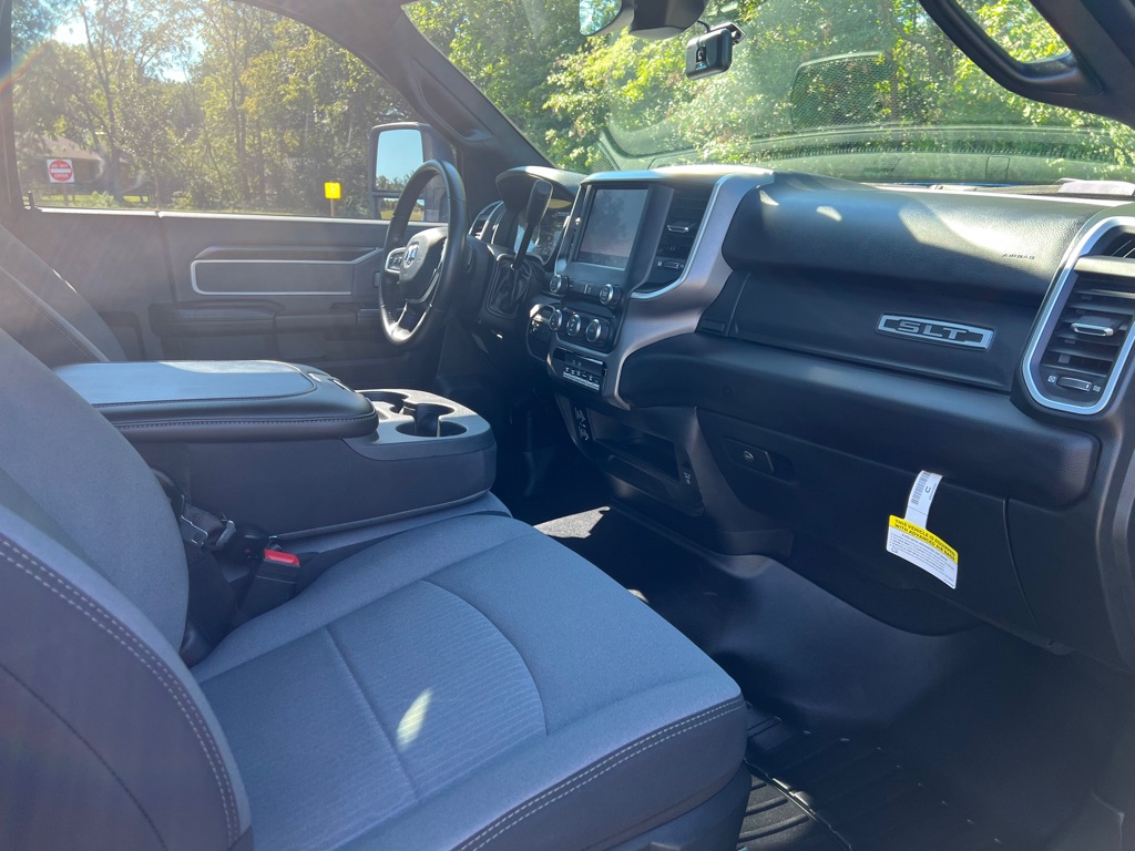2023 Ram 5500 SLT photo 21