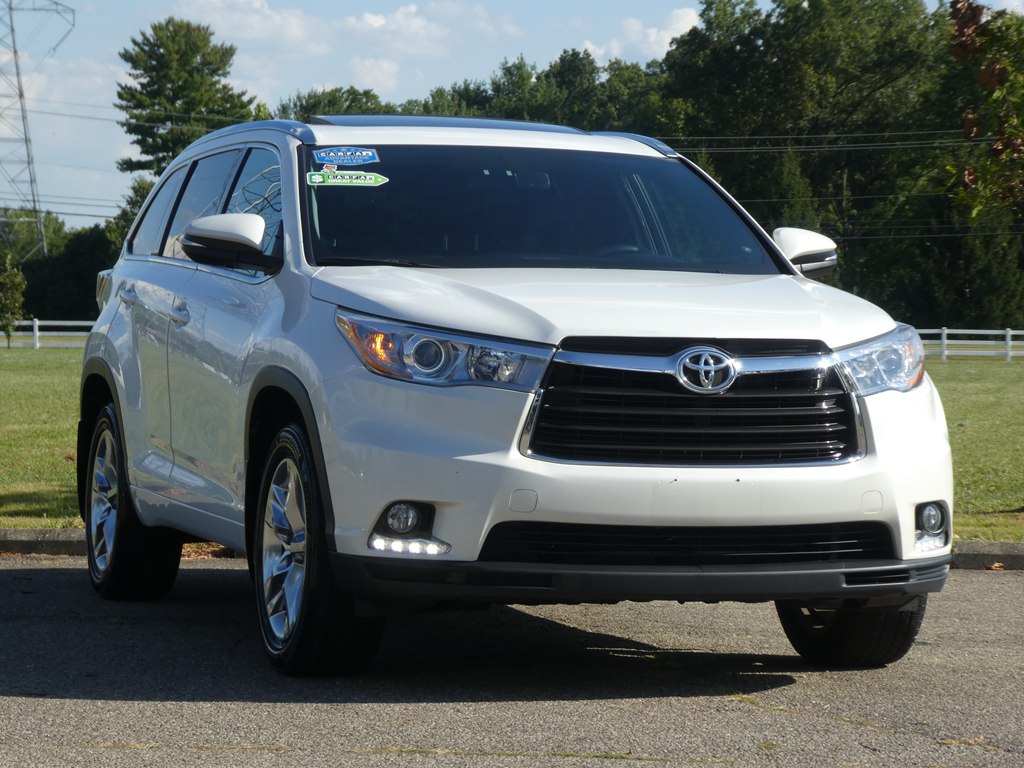 2016 Toyota Highlander Limited photo 2