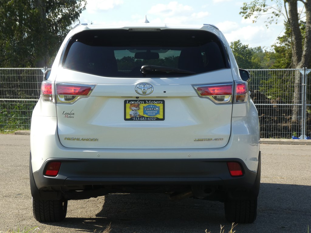 2016 Toyota Highlander Limited photo 6