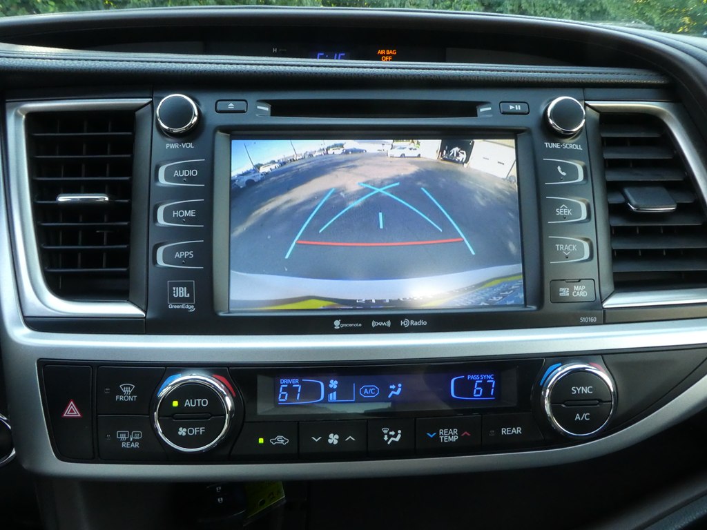 2016 Toyota Highlander Limited photo 30