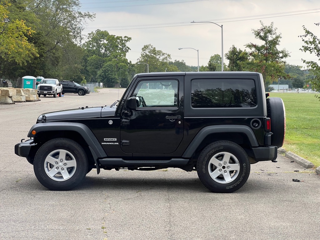2015 Jeep Wrangler Sport photo 9