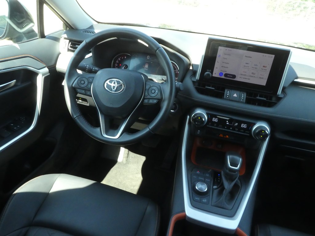 2024 Toyota RAV4 Adventure photo 27
