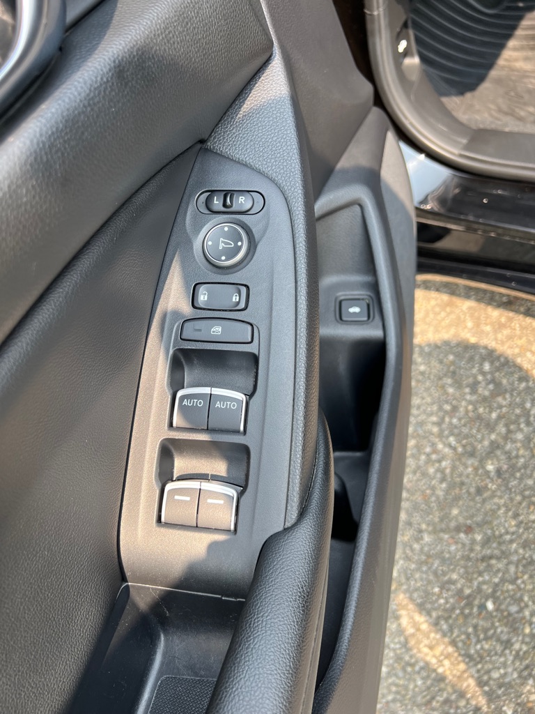 2022 Honda Accord LX photo 12