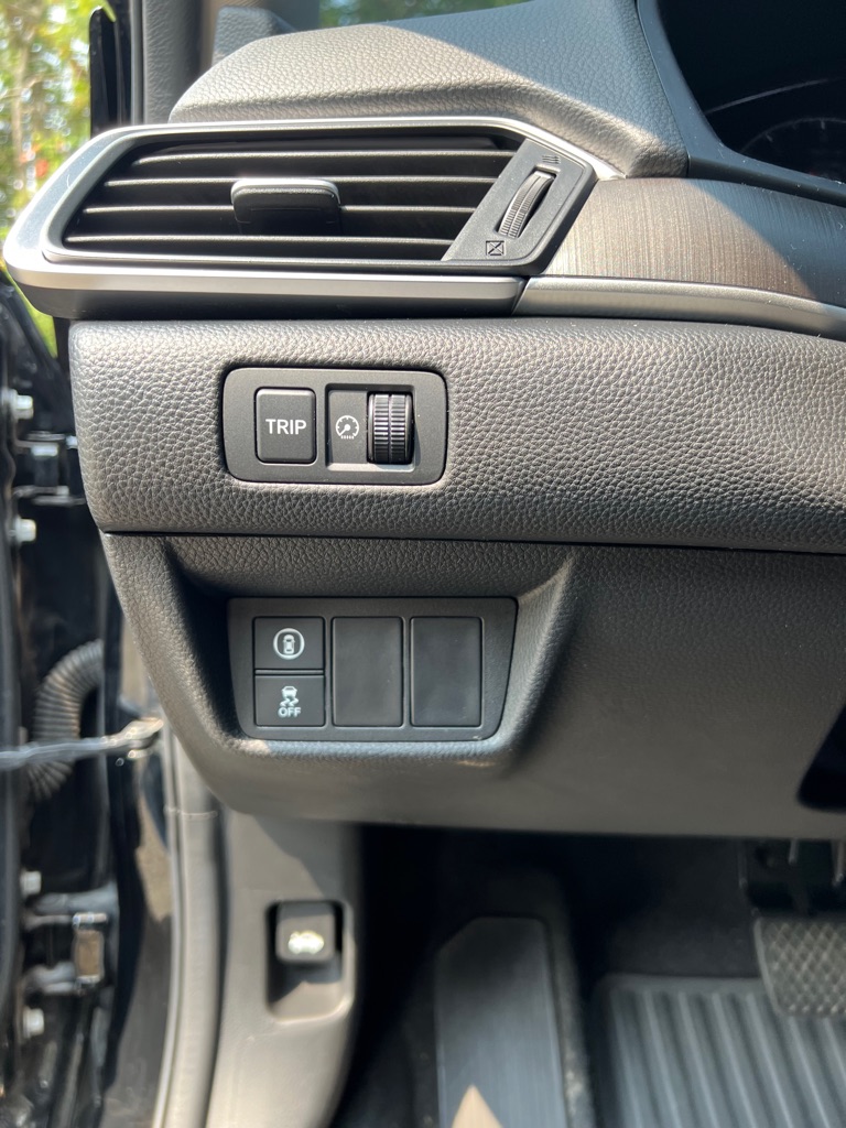 2022 Honda Accord LX photo 13