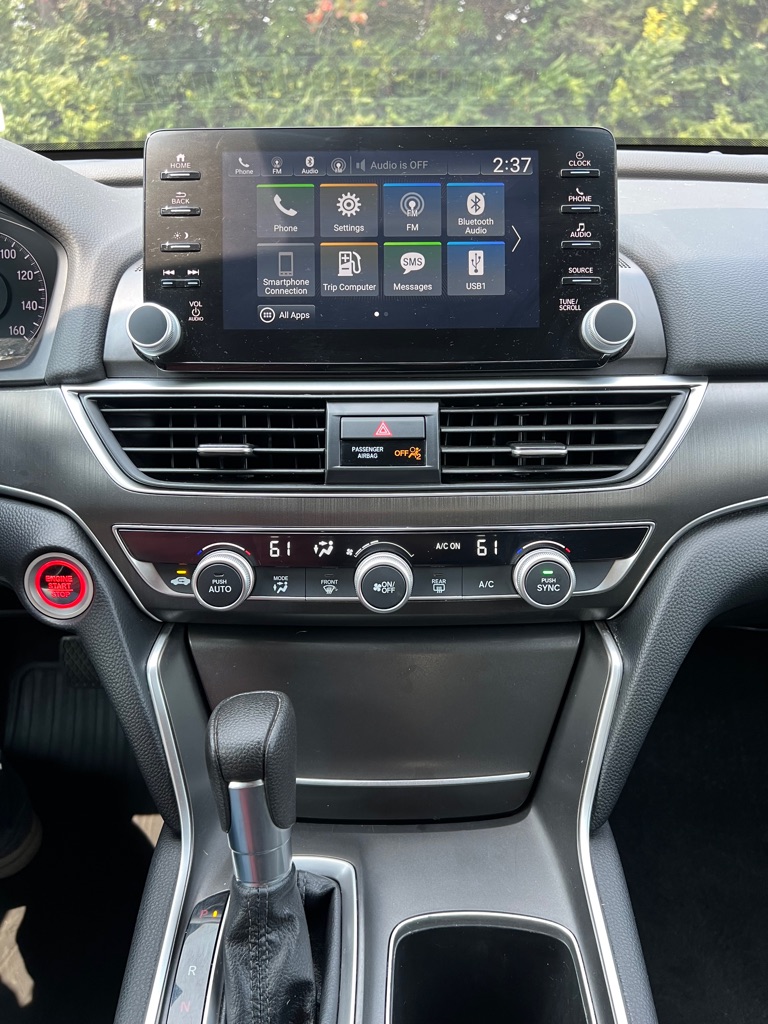 2022 Honda Accord LX photo 25