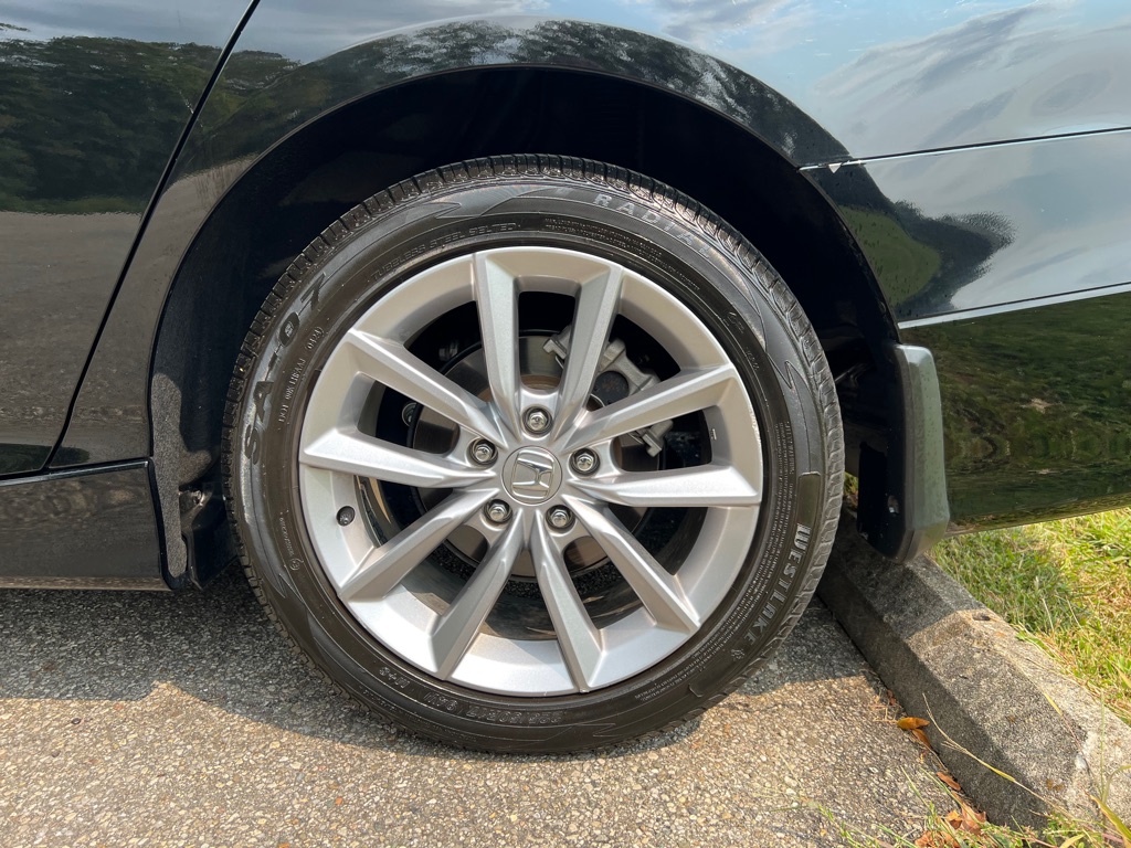 2022 Honda Accord LX photo 33