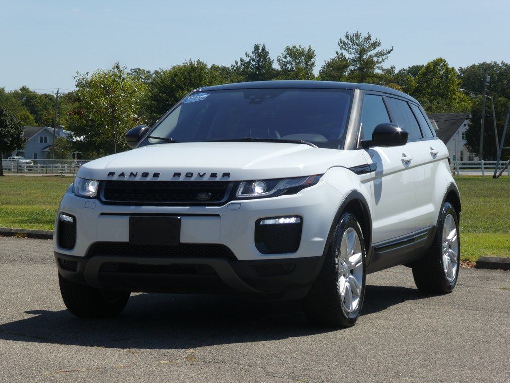 2018 Land Rover Range Rover Evoque SE photo 8