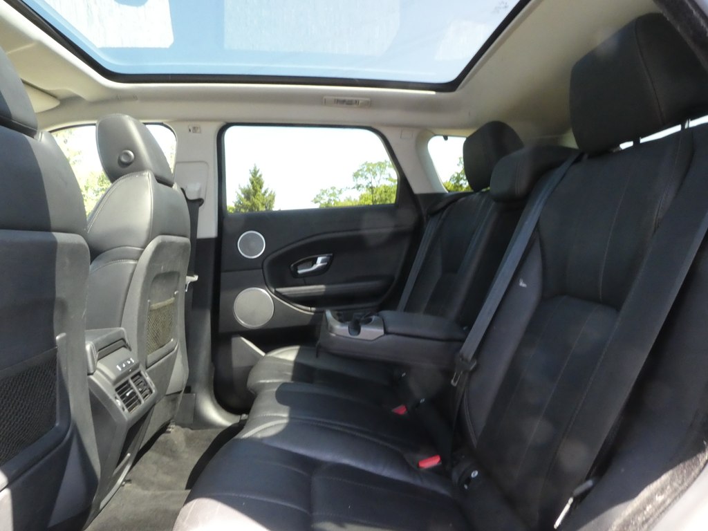 2018 Land Rover Range Rover Evoque SE photo 14