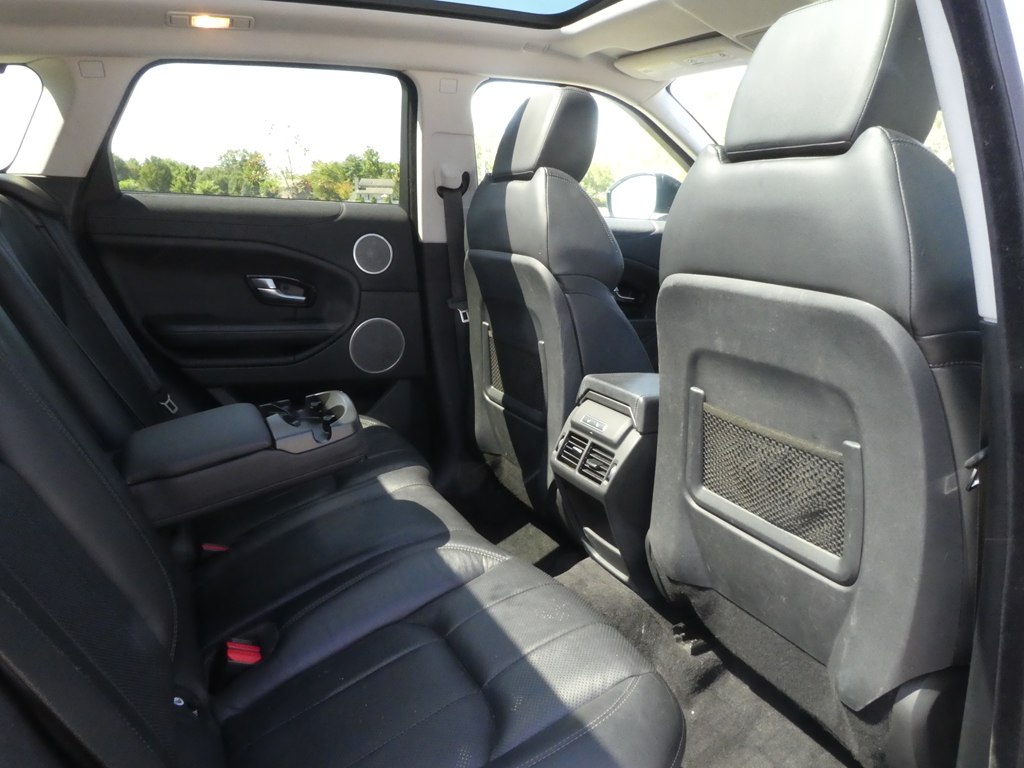 2018 Land Rover Range Rover Evoque SE photo 17