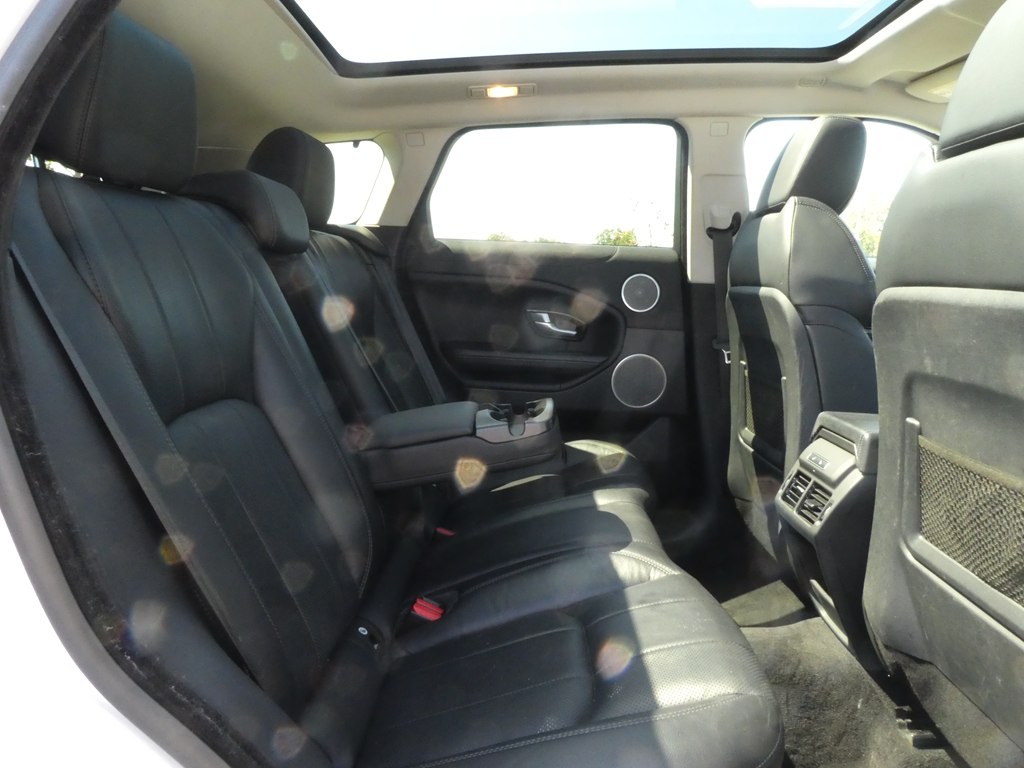 2018 Land Rover Range Rover Evoque SE photo 18