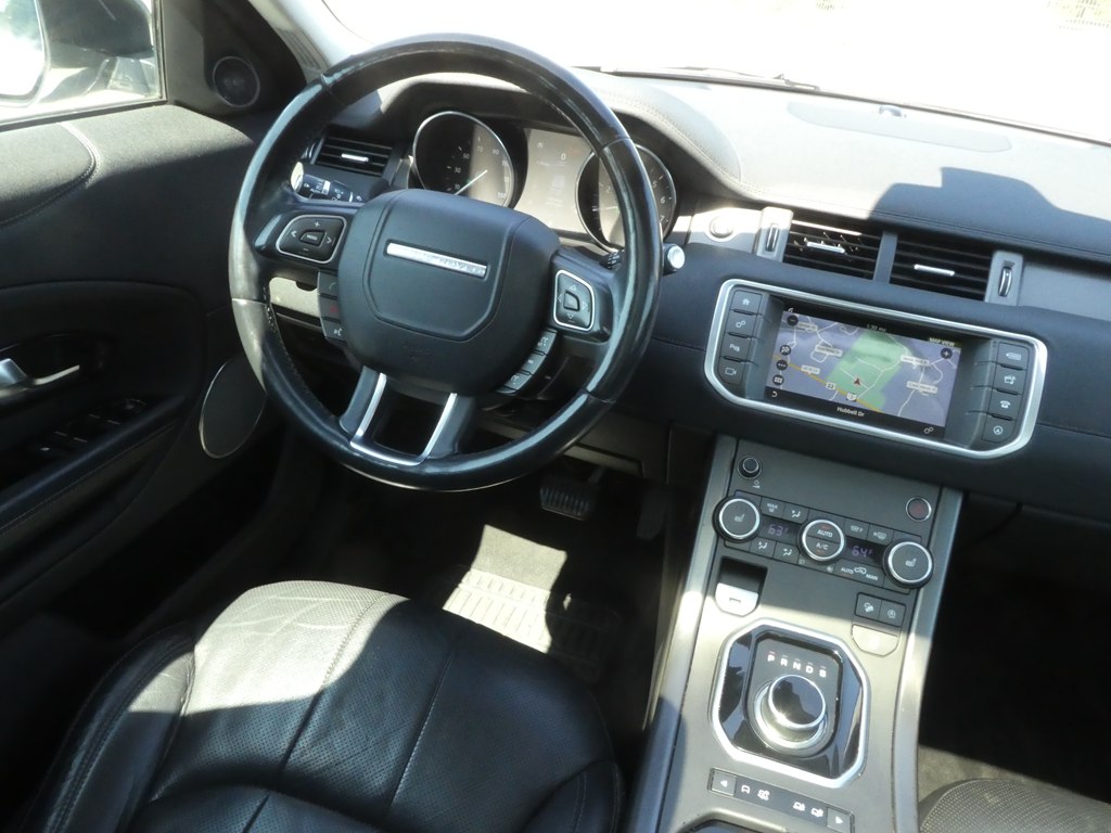 2018 Land Rover Range Rover Evoque SE photo 27