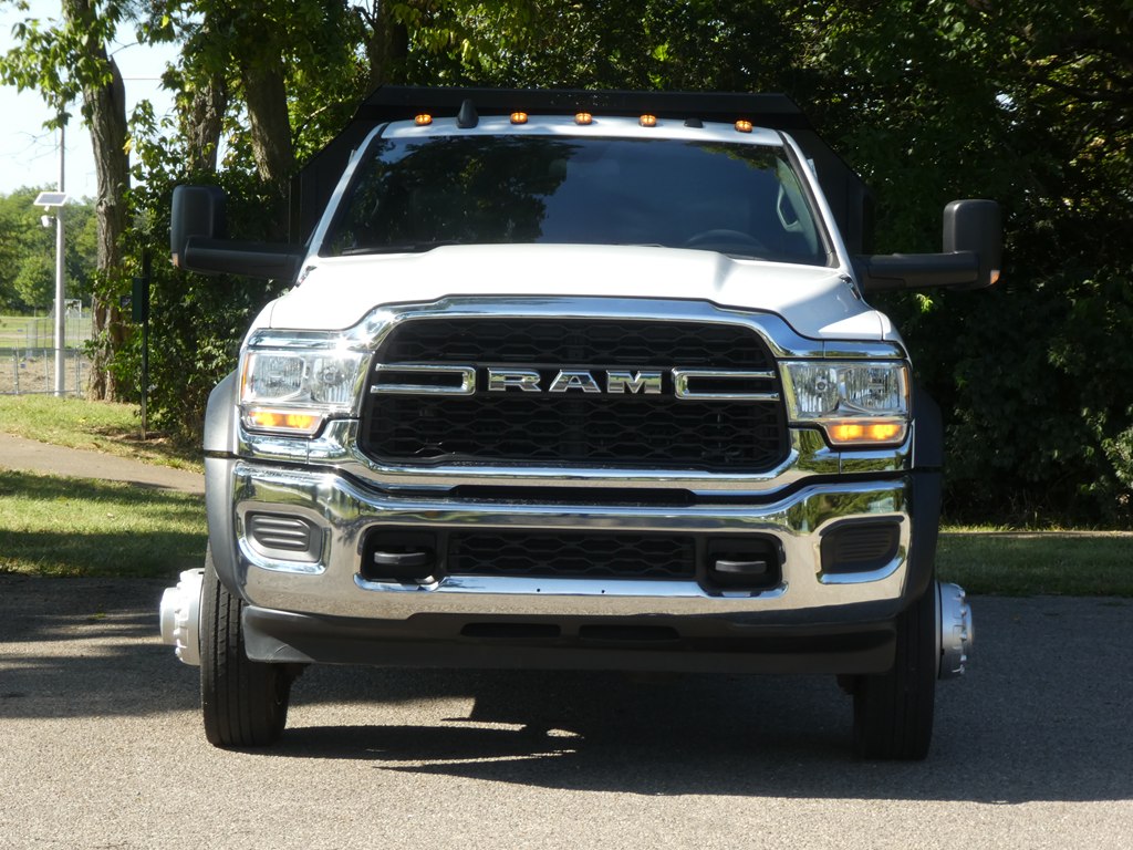 2021 Ram 5500 Tradesman photo 2