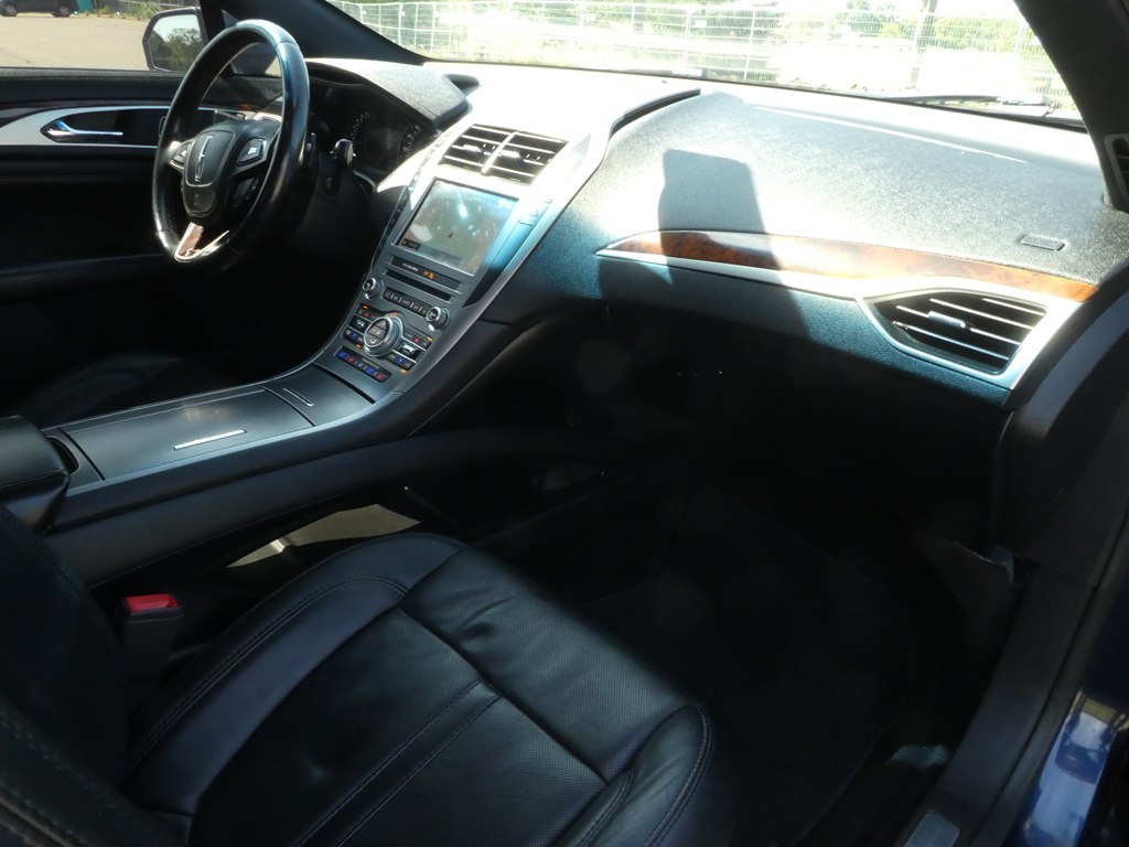 2017 Lincoln MKZ Reserve photo 15