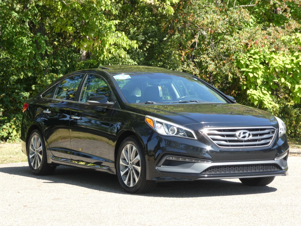 2017 Hyundai Sonata Sport Limited 2.0T photo 3