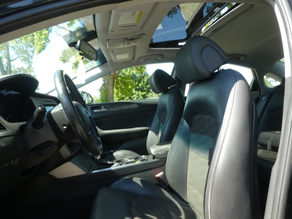2017 Hyundai Sonata Sport Limited 2.0T photo 12