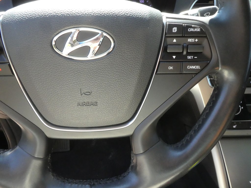 2017 Hyundai Sonata Sport Limited 2.0T photo 21