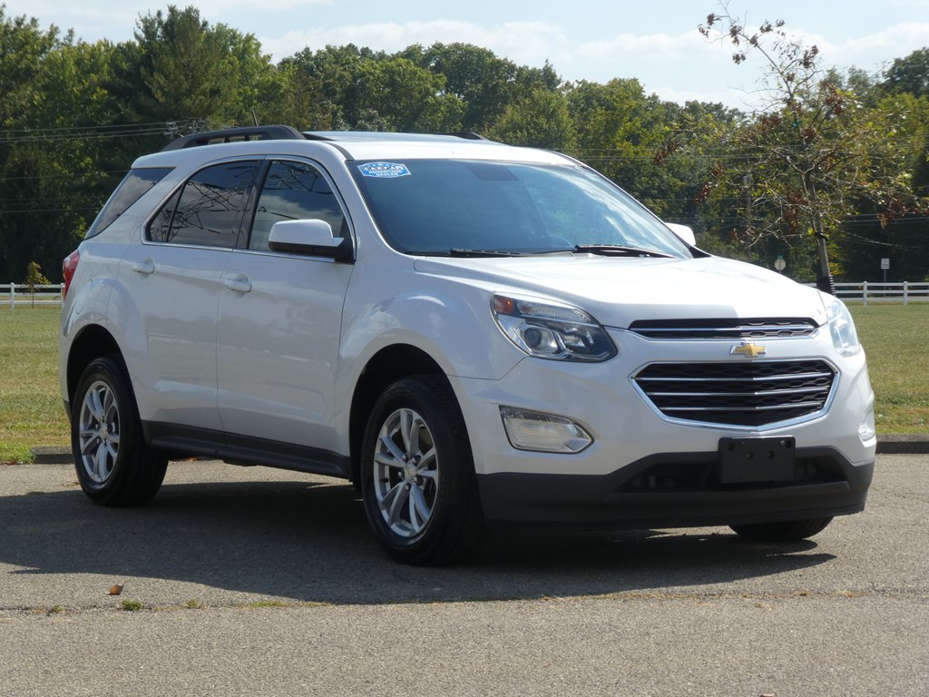 2016 Chevrolet Equinox LT photo 3