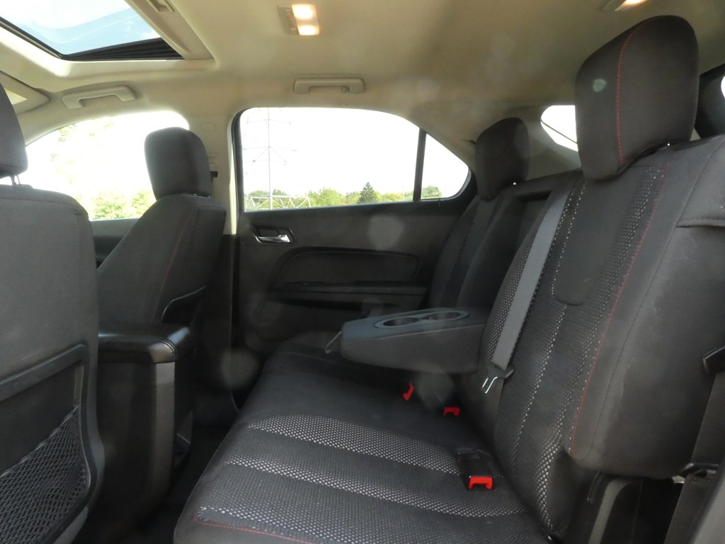 2016 Chevrolet Equinox LT photo 16