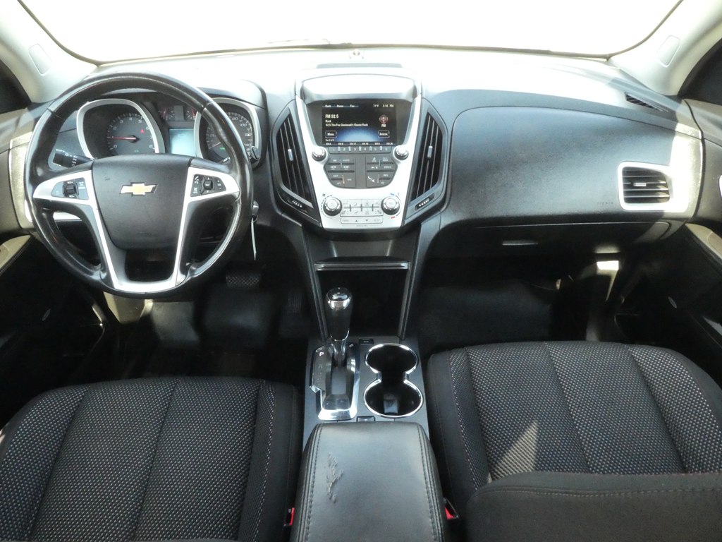 2016 Chevrolet Equinox LT photo 29