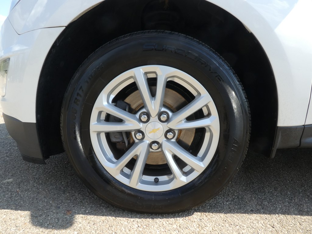 2016 Chevrolet Equinox LT photo 32