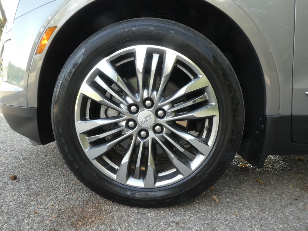 2017 Cadillac XT5 Premium Luxury photo 33