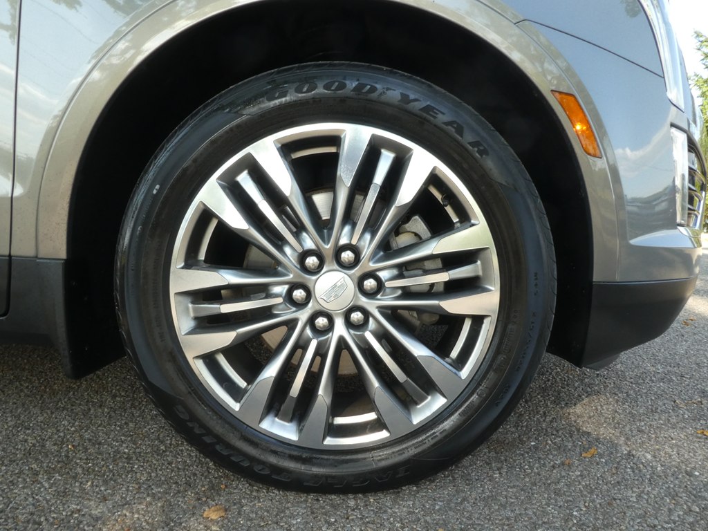 2017 Cadillac XT5 Premium Luxury photo 36