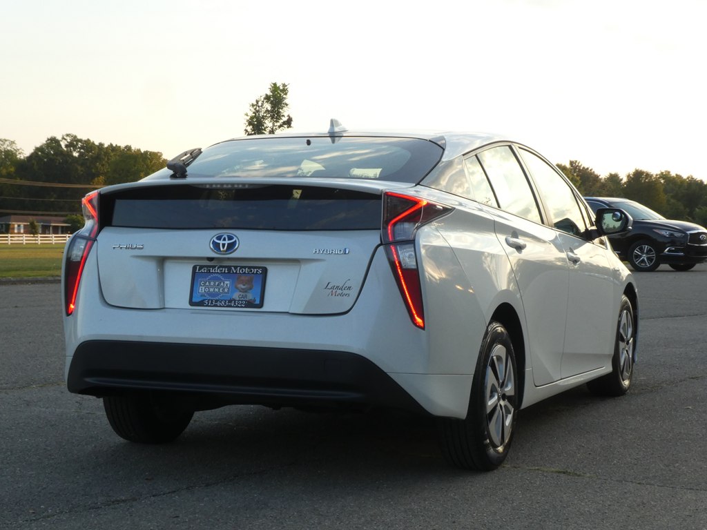 2017 Toyota Prius Two Eco Three Four Touring photo 6