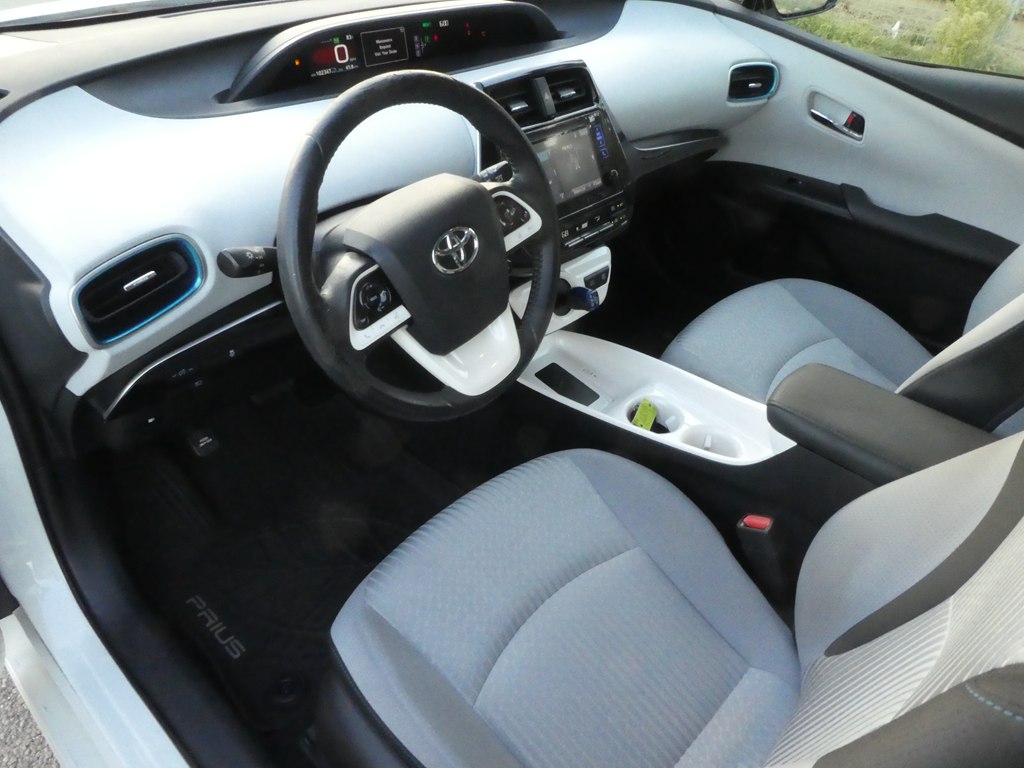 2017 Toyota Prius Two Eco Three Four Touring photo 12
