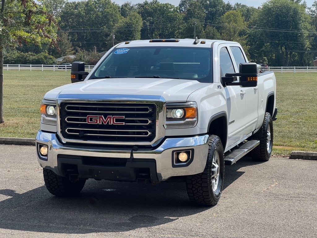2016 Gmc Sierra SLE photo 2