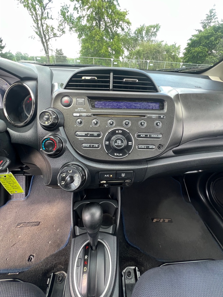 2013 Honda Fit Sport - Photo 27